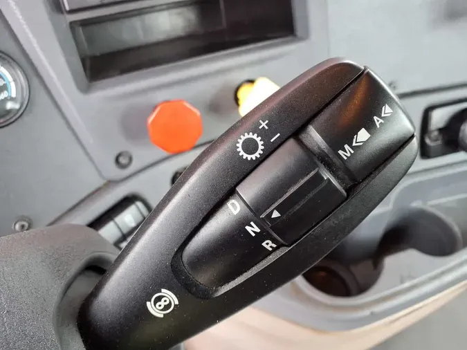 2018 FREIGHTLINER CASCADIA 113