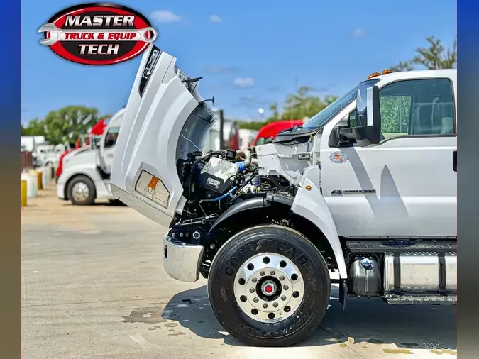 2024 FORD F750