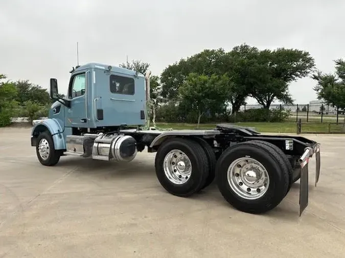 2022 Peterbilt 567