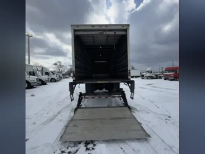 2019 FREIGHTLINER/MERCEDES M2 106