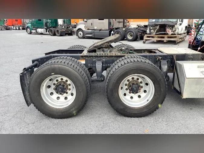 2020 Freightliner Cascadia 126299e2e06280a70a08c0bf3061069ff8d