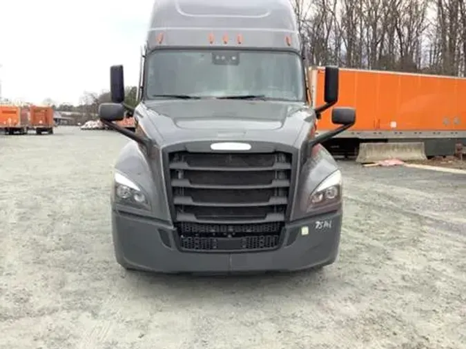 2023 Freightliner Cascadia