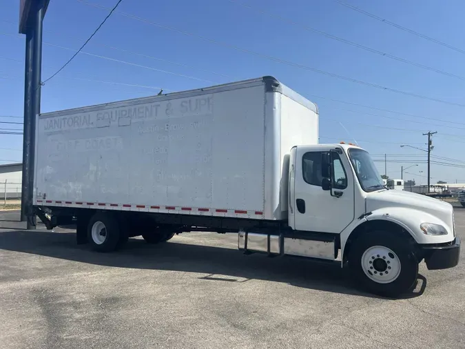 2017 Freightliner Business Class M2 106