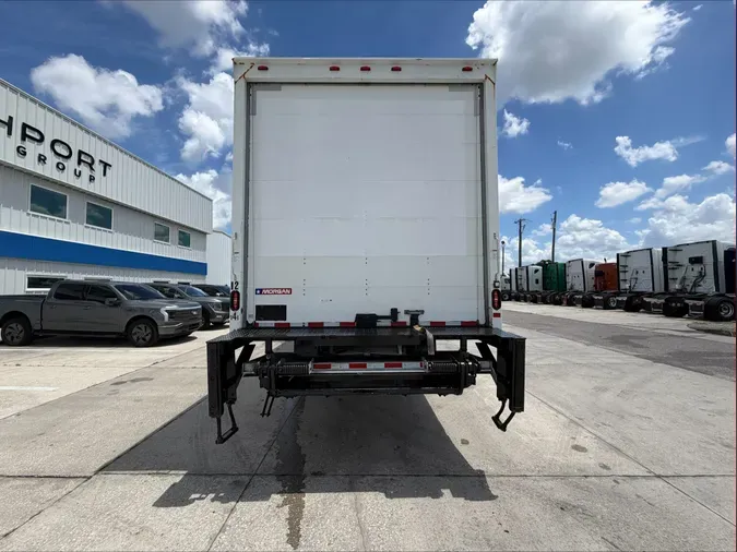 2019 Freightliner M2