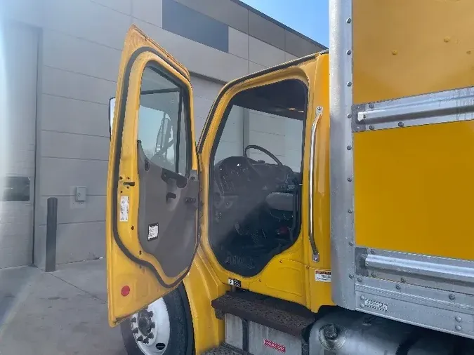 2019 Freightliner M2