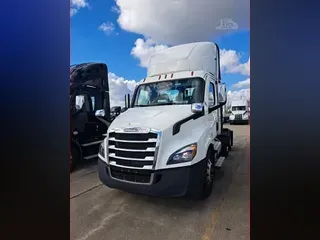 2021 FREIGHTLINER CASCADIA 116