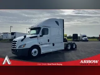 2020 FREIGHTLINER CA126