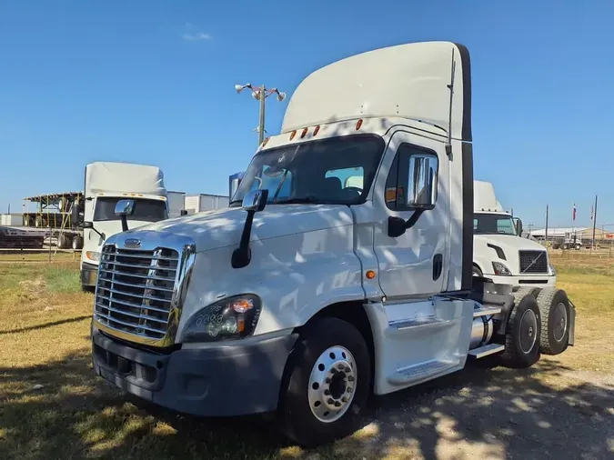 2020 FREIGHTLINER/MERCEDES CASCADIA 12529ab5e2d2ab2bb27d0e82c824d05453d