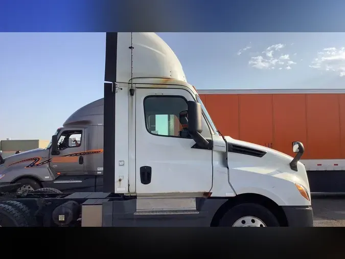 2019 Freightliner Cascadia 12629b060413a6418fac4d09f2740f7fdec