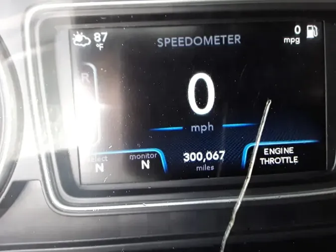 2020 NAVISTAR INTERNATIONAL MV607 (4X2)