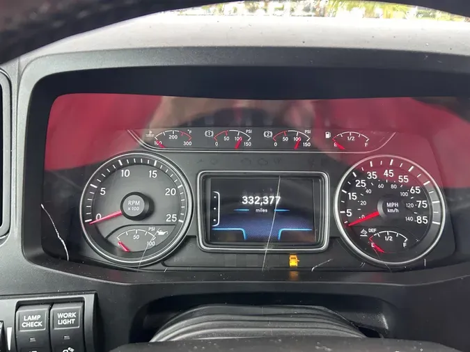 2021 International LT625
