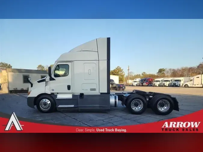 2021 FREIGHTLINER CA116