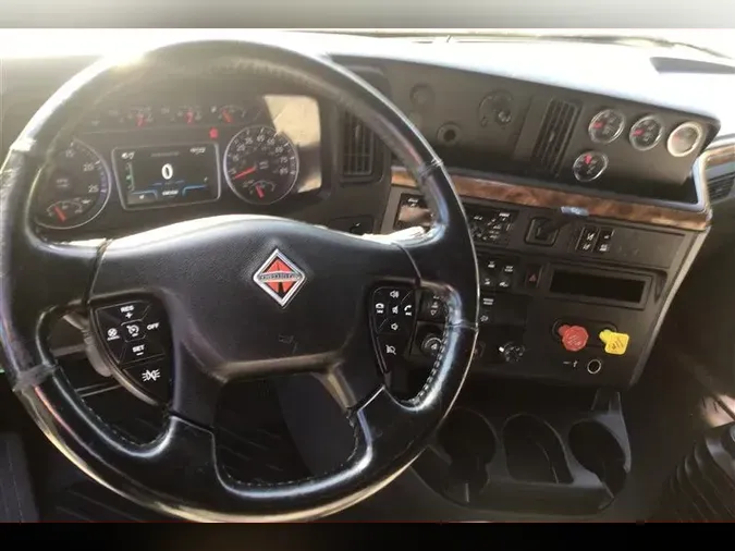 2021 INTERNATIONAL LT625