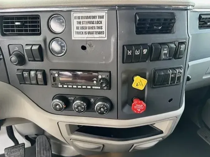 2022 Peterbilt 579