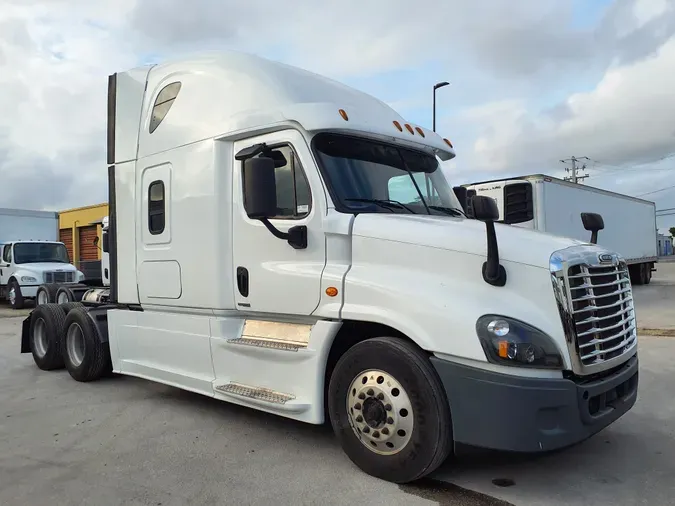 2018 FREIGHTLINER/MERCEDES CASCADIA 125