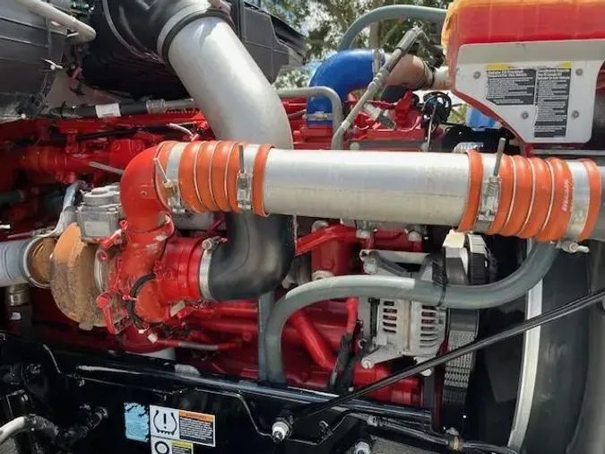 2020 Peterbilt 567