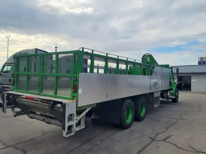 2019 FREIGHTLINER/MERCEDES M2 106