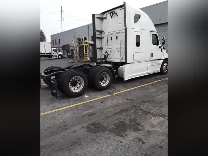 2019 FREIGHTLINER/MERCEDES PT126064ST