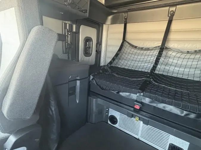 2022 Freightliner Cascadia 126