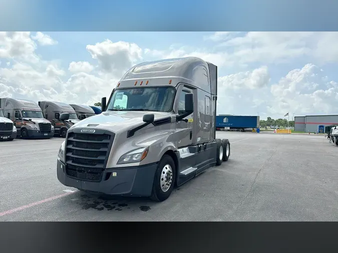 2023 Freightliner Cascadia