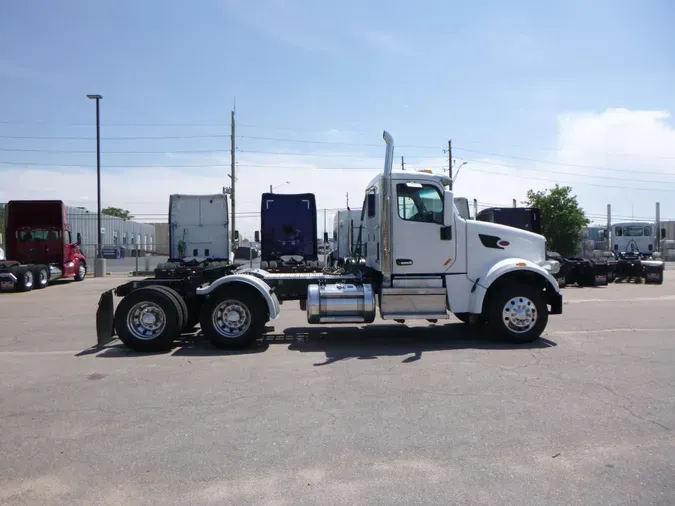 2021 Peterbilt 567