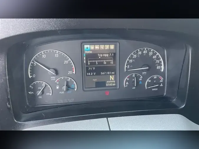 2020 FREIGHTLINER CA126