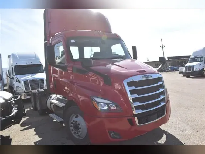 2019 FREIGHTLINER CASCADIA 116