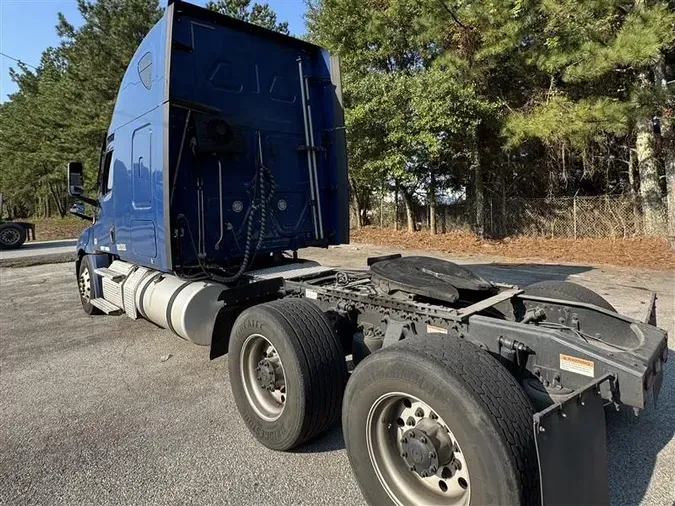 2020 FREIGHTLINER CA12629d7ec76f8228535c0d2269189693f46