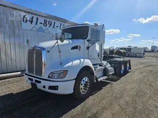 2013 KENWORTH T660