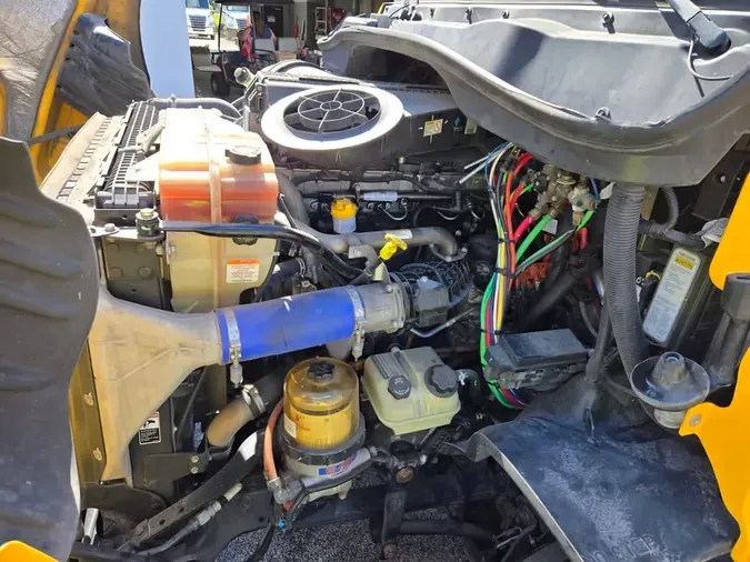 2019 FREIGHTLINER CASCADIA 113