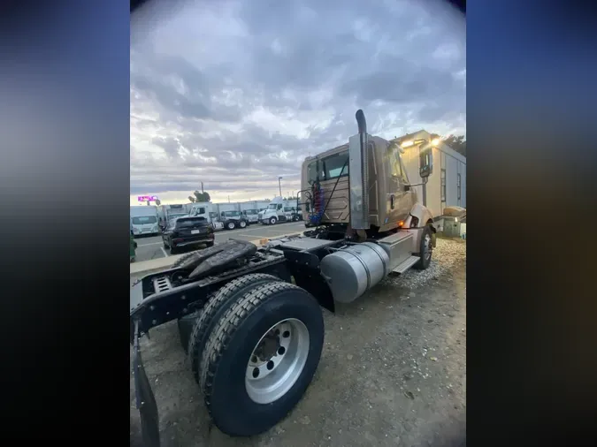 2017 NAVISTAR INTERNATIONAL PROSTAR (4X2)