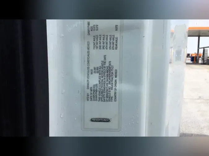 2021 Freightliner Cascadia 126