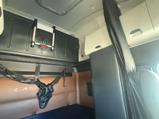 2022 Freightliner New Cascadia 126