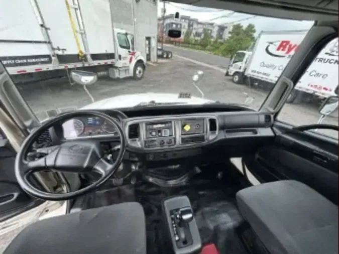 2015 HINO HINO 338