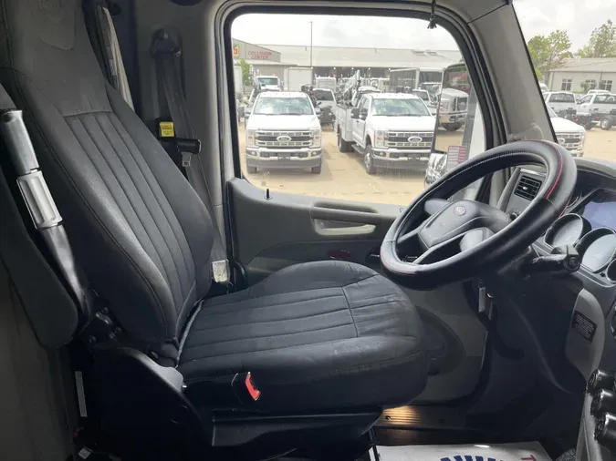 2022 Peterbilt 579