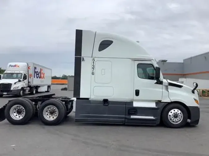 2021 Freightliner Cascadia