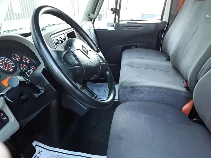 2015 NAVISTAR INTERNATIONAL 4300