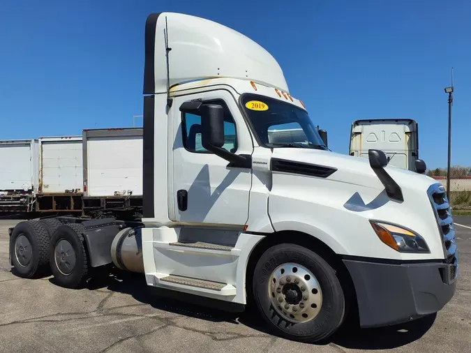 2019 FREIGHTLINER/MERCEDES NEW CASCADIA PX12664