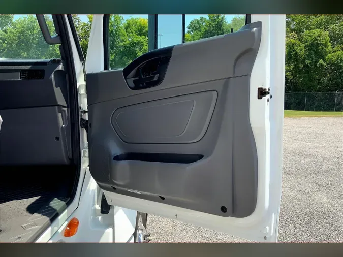 2021 INT LT625 6x4