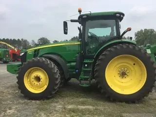 2020 John Deere 8320R