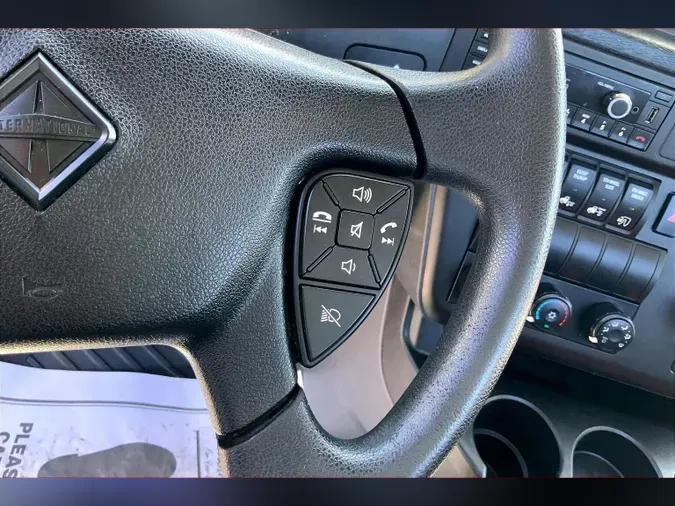 2021 INT LT625 6x4