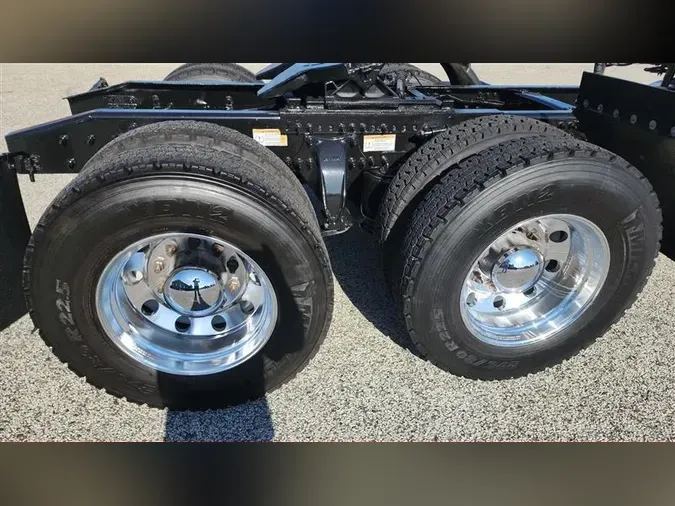 2019 FREIGHTLINER CASCADIA