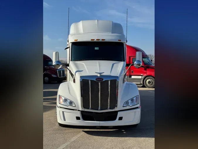 2022 PETERBILT 579