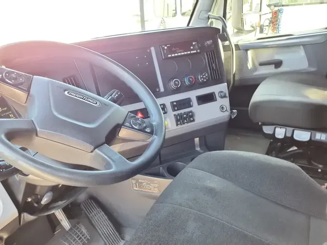 2022 FREIGHTLINER/MERCEDES NEW CASCADIA PX12664