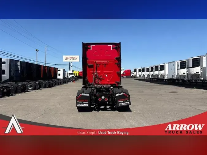 2022 FREIGHTLINER CA126