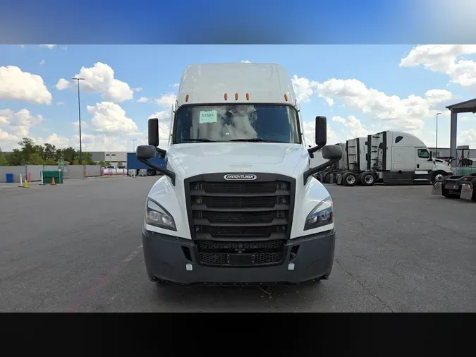2022 Freightliner Cascadia 12629fc0db21237c44afa982147031485b2