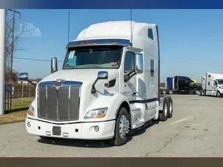 2022 PETERBILT 579