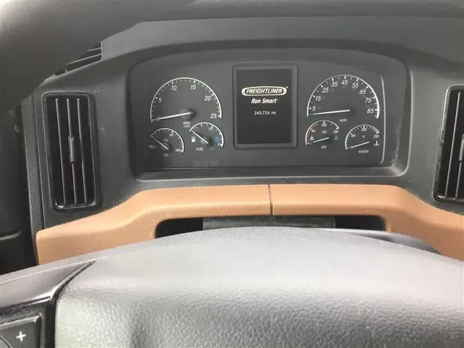 2021 FREIGHTLINER CA126