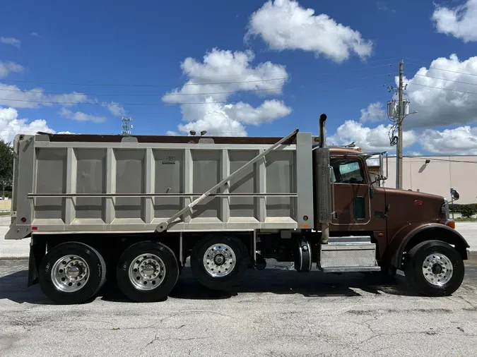 2019 Peterbilt 365