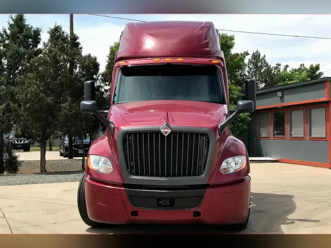 2021 INT LT625 6x4